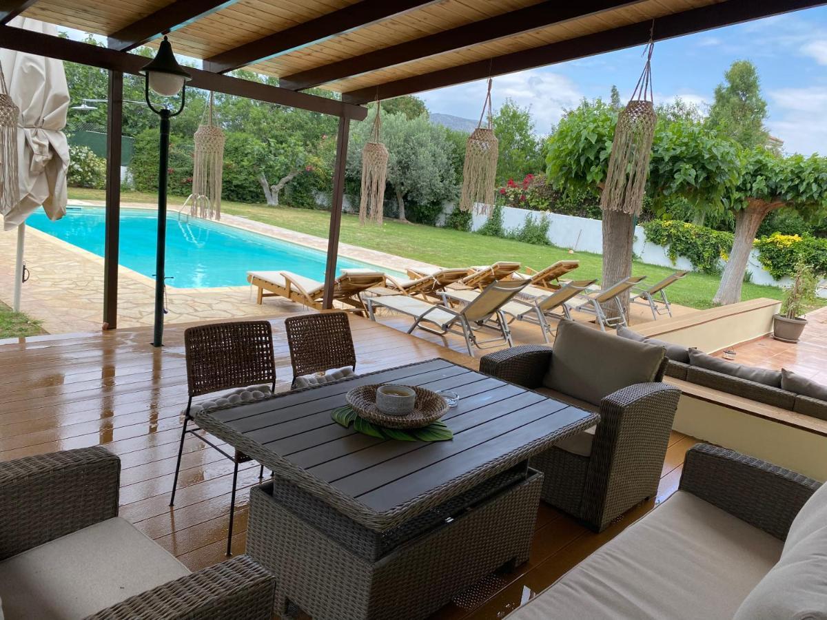 Relaxing Villa With Swimming Pool And Garden Agios Georgios  Esterno foto