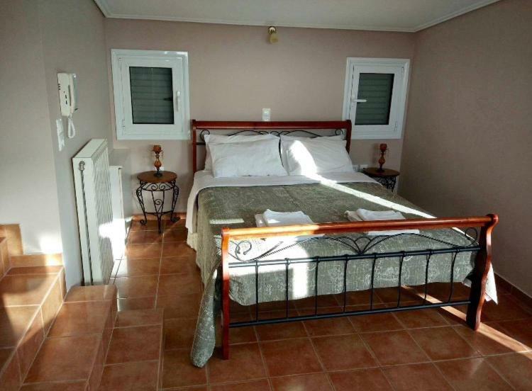 Relaxing Villa With Swimming Pool And Garden Agios Georgios  Esterno foto