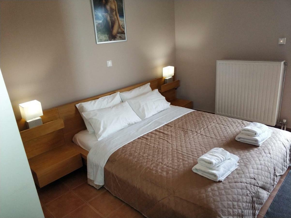 Relaxing Villa With Swimming Pool And Garden Agios Georgios  Esterno foto